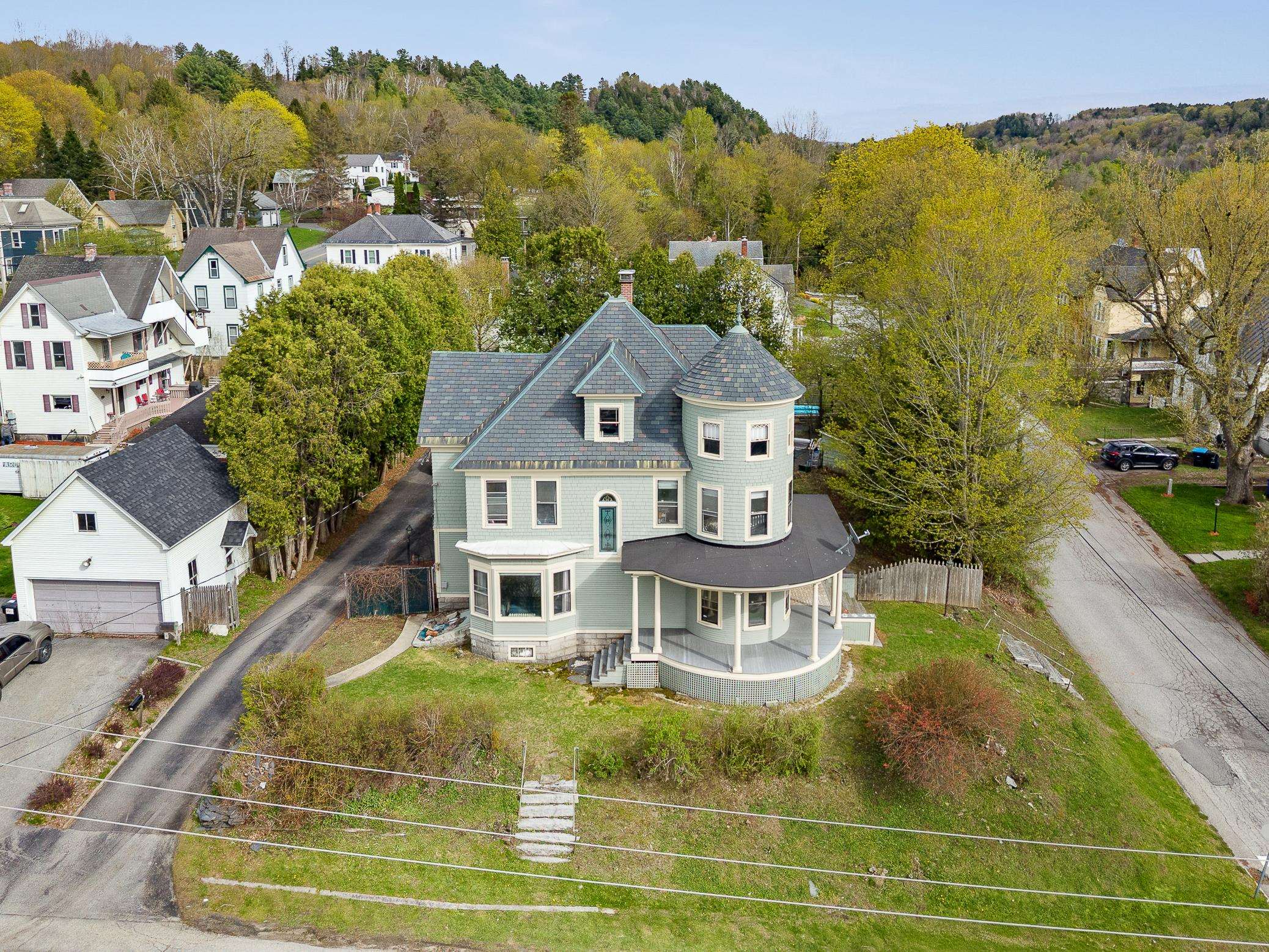 102 Orange Street Barre, VT 05641 - Photo 2 of 60