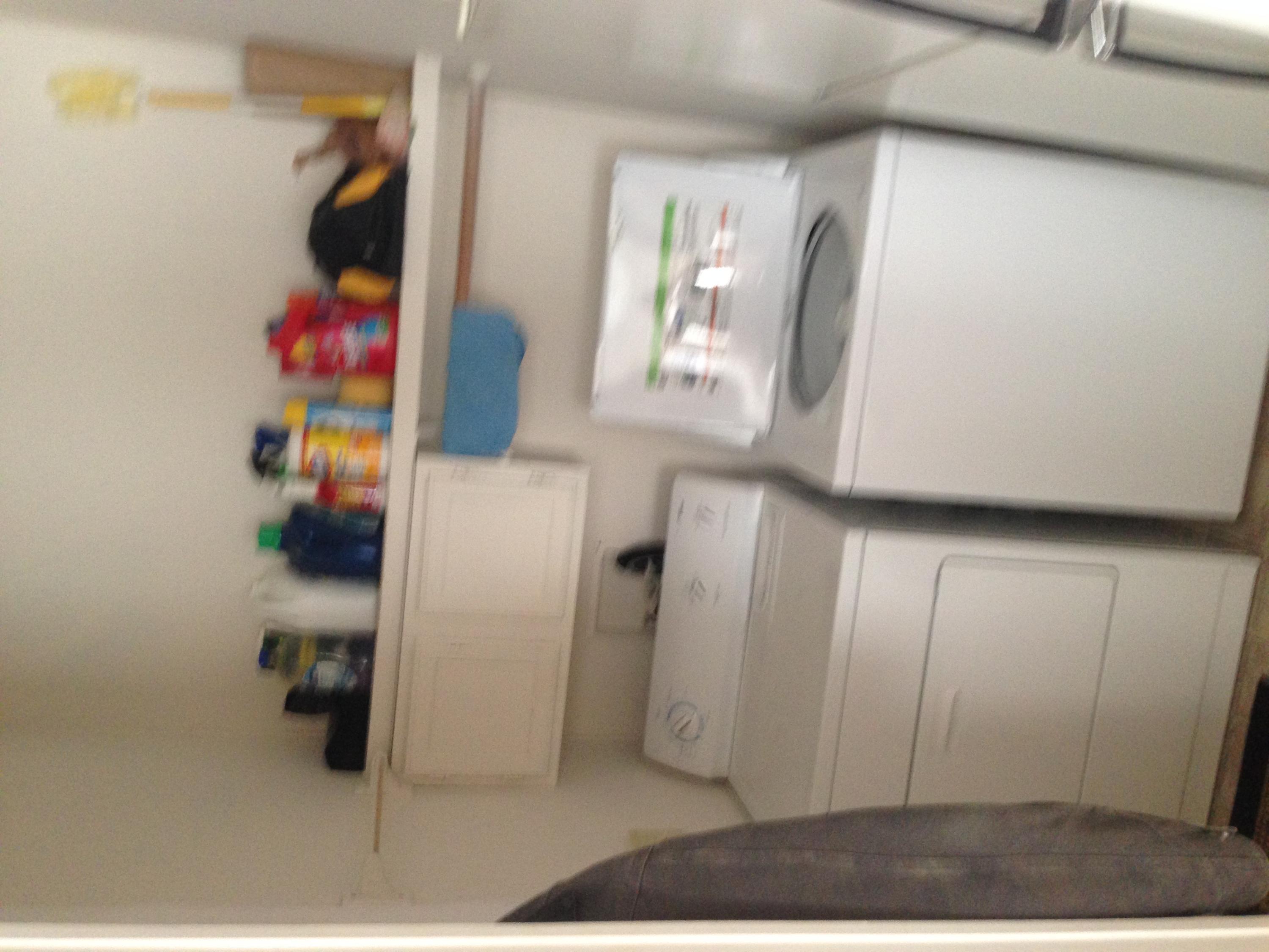 204 3rd Street Garibaldi, OR 97118 - Photo 10 of 18 Washer/dryer