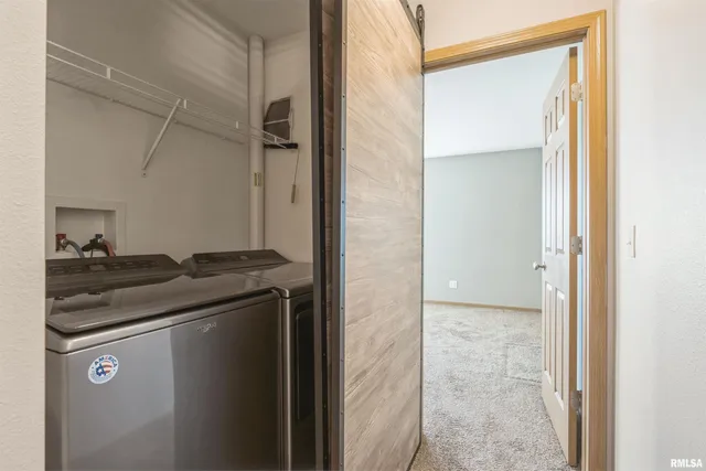 $209,900 | 1992 Golden Eagle Drive, Dubuque, IA 52001