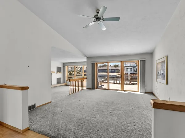 $799,000 | 535 East Vine Court, Sturgeon Bay, WI 54235