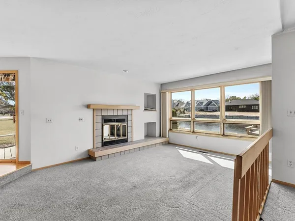 $799,000 | 535 East Vine Court, Sturgeon Bay, WI 54235