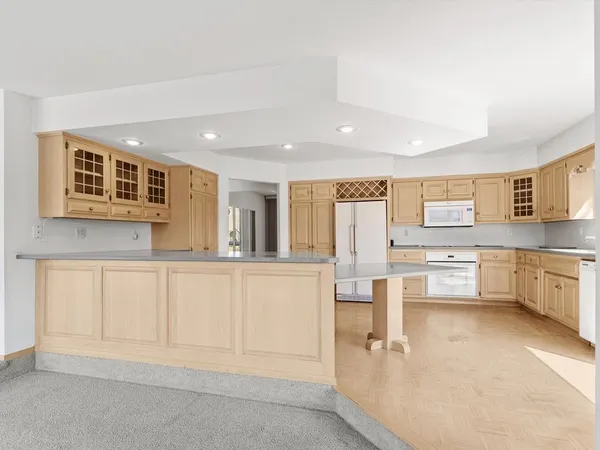 $799,000 | 535 East Vine Court, Sturgeon Bay, WI 54235