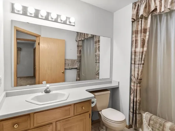 $799,000 | 535 East Vine Court, Sturgeon Bay, WI 54235