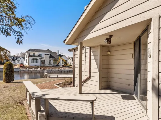 $799,000 | 535 East Vine Court, Sturgeon Bay, WI 54235