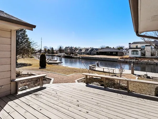 $799,000 | 535 East Vine Court, Sturgeon Bay, WI 54235