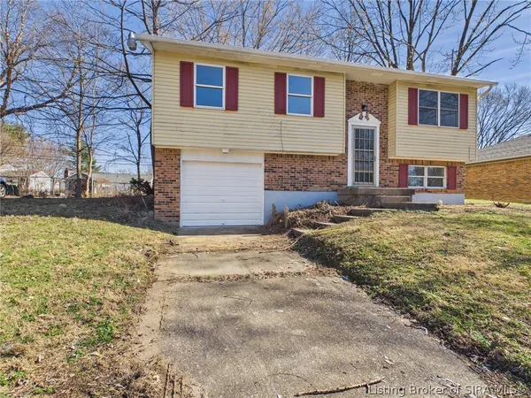 $245,000 | 211 Webster Boulevard, Jeffersonville, IN 47130