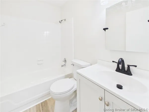 $245,000 | 211 Webster Boulevard, Jeffersonville, IN 47130