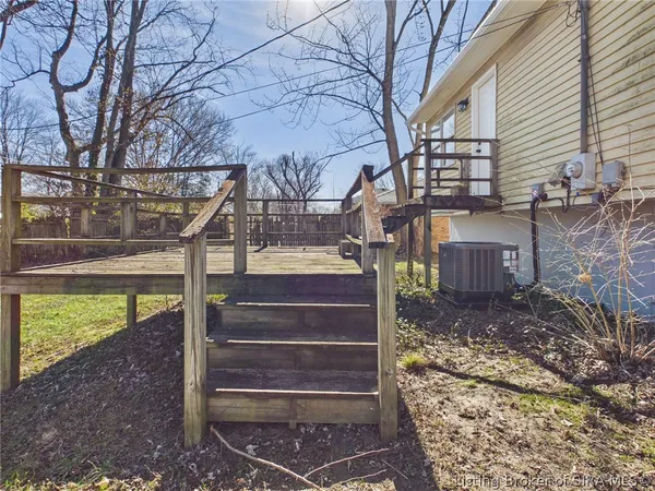 $245,000 | 211 Webster Boulevard, Jeffersonville, IN 47130