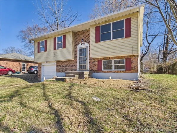 $245,000 | 211 Webster Boulevard, Jeffersonville, IN 47130