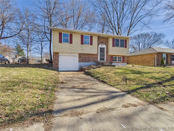$245,000 | 211 Webster Boulevard, Jeffersonville, IN 47130