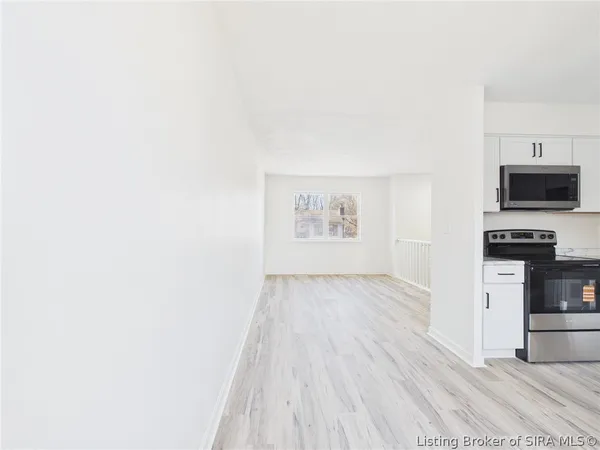 $245,000 | 211 Webster Boulevard, Jeffersonville, IN 47130