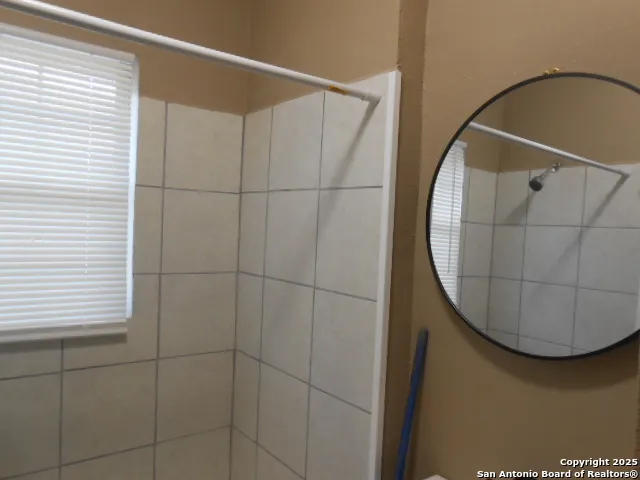 $1,695 | 2051 Martin Luther King Drive, San Antonio, TX 78203