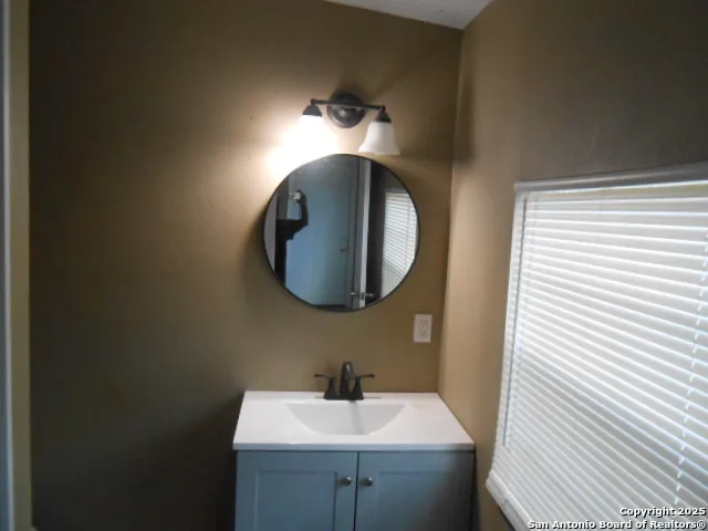 $1,695 | 2051 Martin Luther King Drive, San Antonio, TX 78203