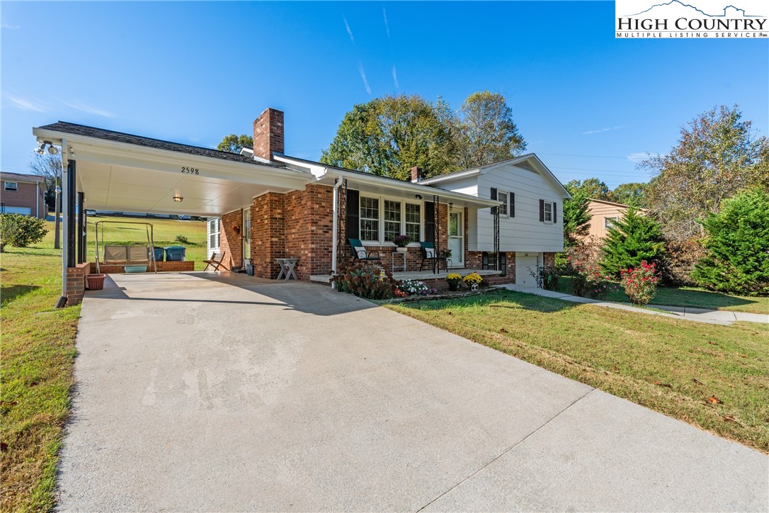 2598 Conner Circle Lenoir, NC 28645 - Photo 2 of 35 a front view of a house with porch