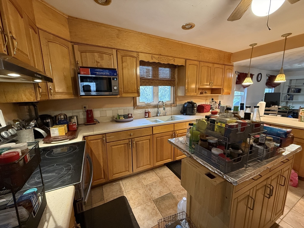 287 Bacon Street Natick, MA 01760 - Photo 8 of 22