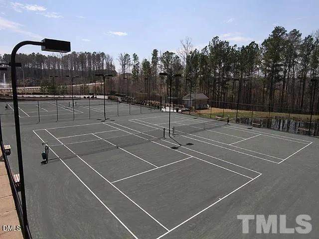 a view of a tennis court