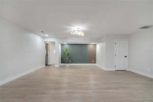 $2,750 | 7043 Carlene Drive, Orlando, FL 32835