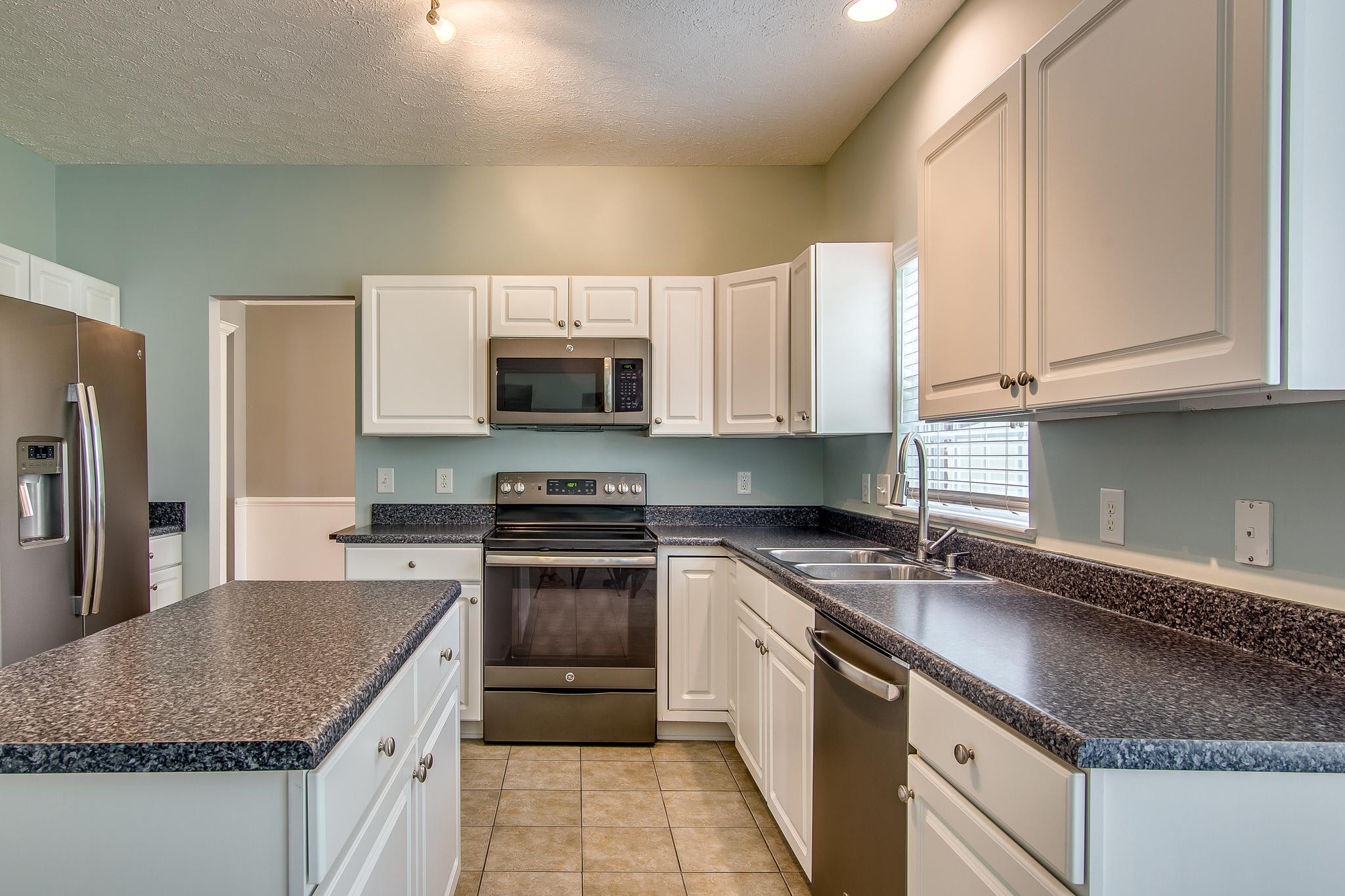 1099 Rambling Brook Road Nashville, TN 37218 - Photo 8 of 27 Gallery Image 8