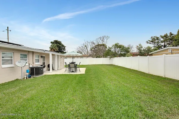 $2,400 | 760 Triton Road, Atlantic Beach, FL 32233