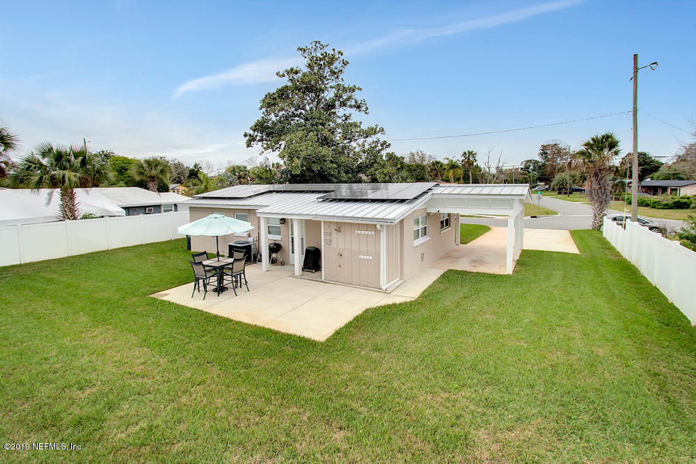 760 Triton Road Atlantic Beach, FL 32233 - Photo 24 of 24 a view of a house with swimming pool and sitting area