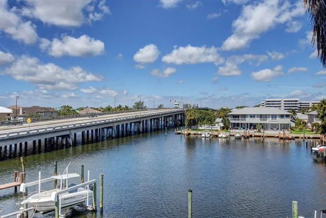 $5,975 | 1700 South Ocean Boulevard, Unit 14, Delray Beach, FL 33483