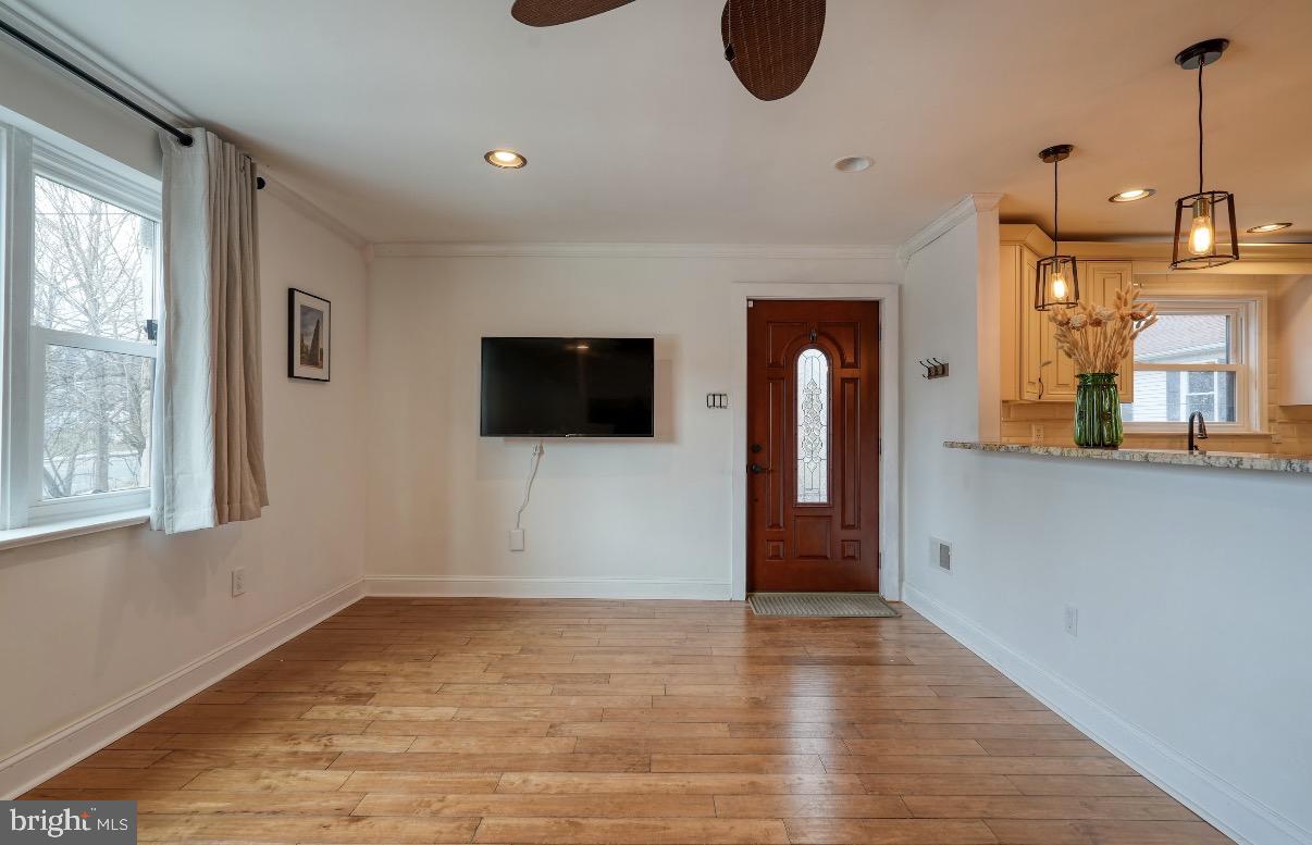 7257 Ridge Avenue Philadelphia, PA 19128 - Photo 9 of 34