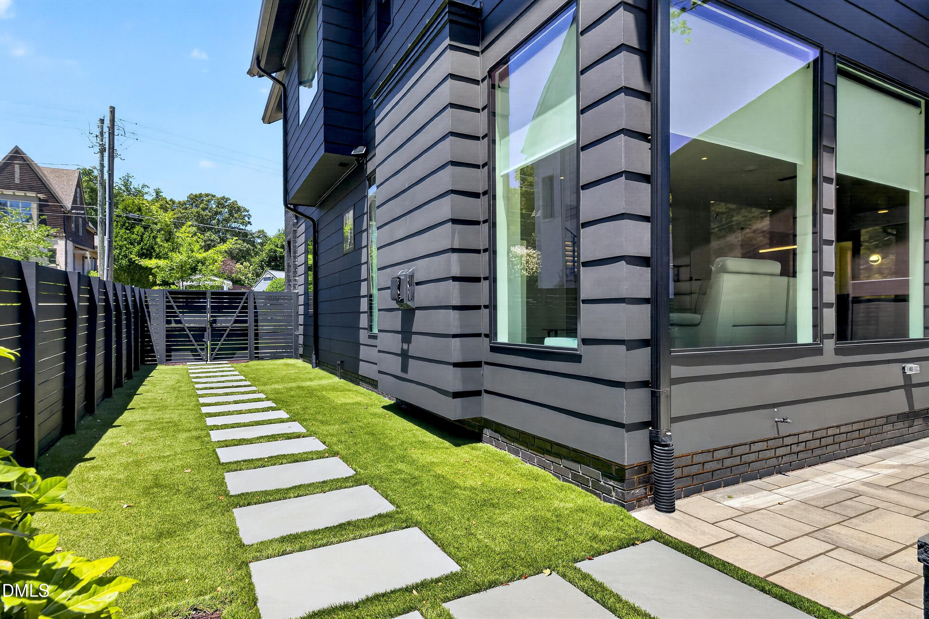 838 Woodburn Road Raleigh, NC 27605 - Photo 74 of 100