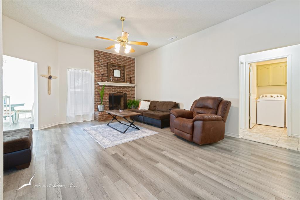 2726 Bishop Road Abilene, TX 79606 - Photo 3 of 33