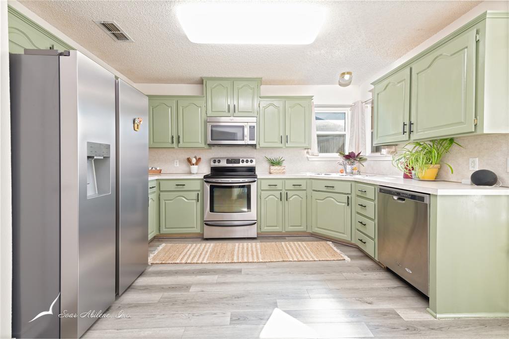 2726 Bishop Road Abilene, TX 79606 - Photo 10 of 33