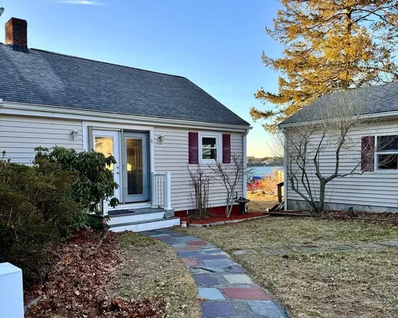 $2,200 | 11 Wallace Point, Bourne, MA 02532