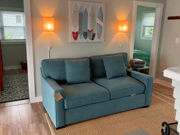$2,200 | 11 Wallace Point, Bourne, MA 02532