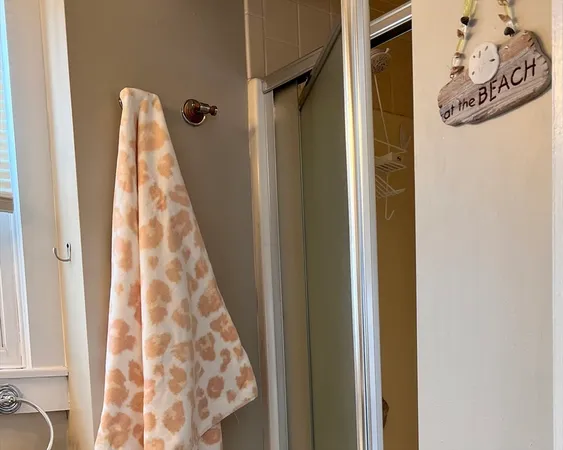 $2,200 | 11 Wallace Point, Bourne, MA 02532