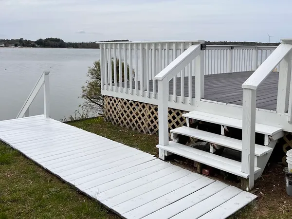 $2,200 | 11 Wallace Point, Bourne, MA 02532