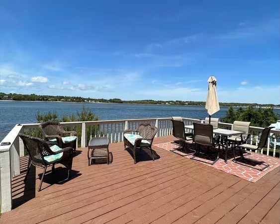 $2,200 | 11 Wallace Point, Bourne, MA 02532