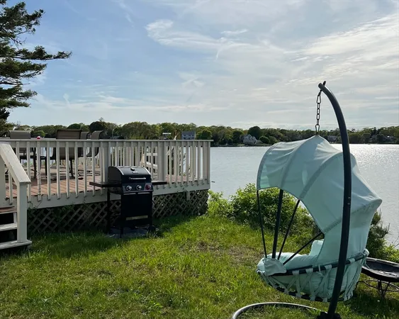 $2,200 | 11 Wallace Point, Bourne, MA 02532