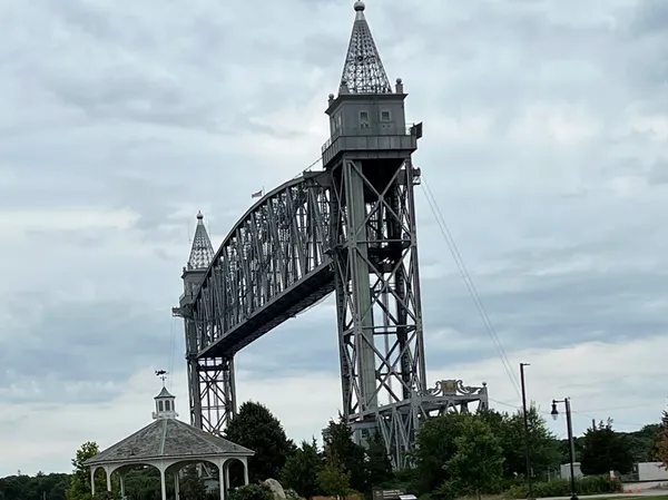 $2,200 | 11 Wallace Point, Bourne, MA 02532