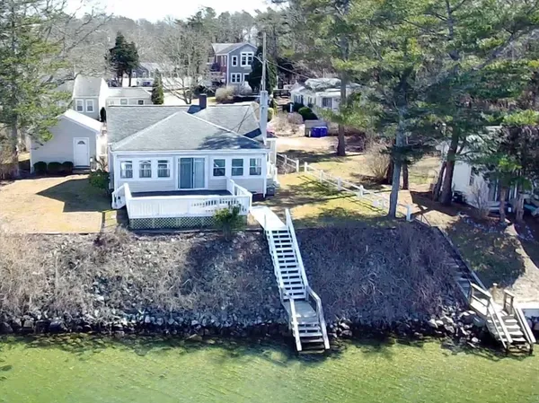 $2,200 | 11 Wallace Point, Bourne, MA 02532