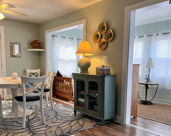 $2,200 | 11 Wallace Point, Bourne, MA 02532
