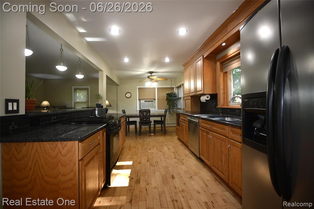 615 Willard Avenue Rochester Hills, MI 48307 - Photo 12 of 30