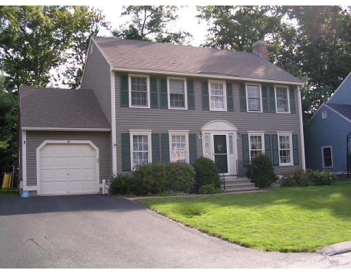 84 Stonegate Road, Unit 84 Chelmsford, MA 01824 - Photo 1 of 1