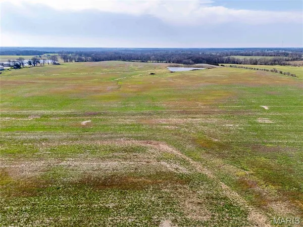 $1 | 0 Highway 24, Paris, MO 65275