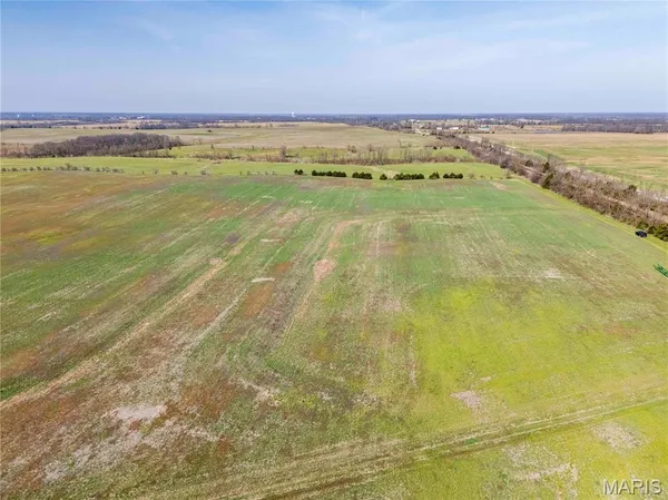$1 | 0 Highway 24, Paris, MO 65275