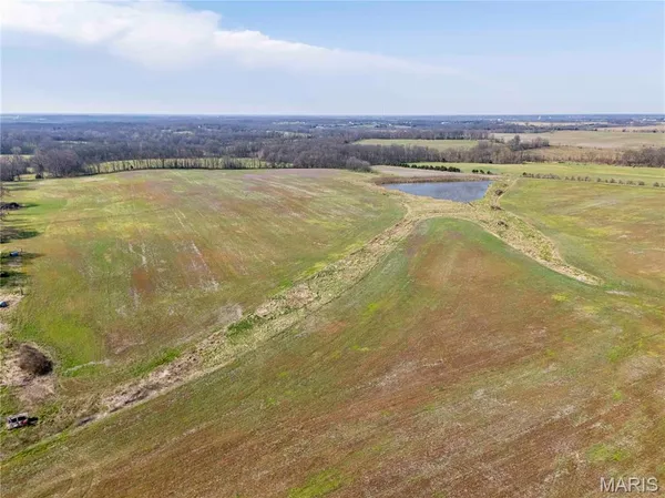 $1 | 0 Highway 24, Paris, MO 65275