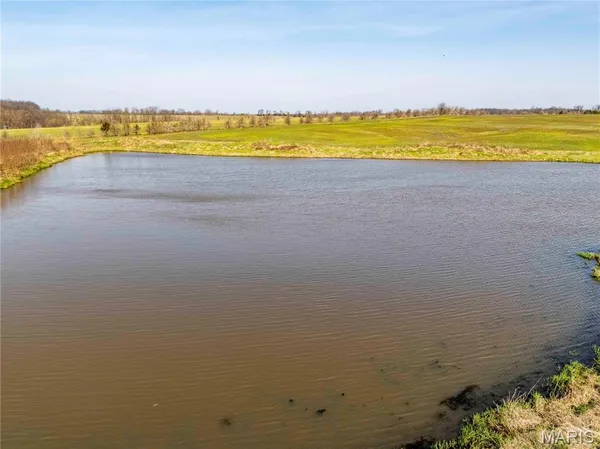 $1 | 0 Highway 24, Paris, MO 65275