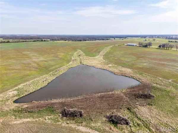 $1 | 0 Highway 24, Paris, MO 65275