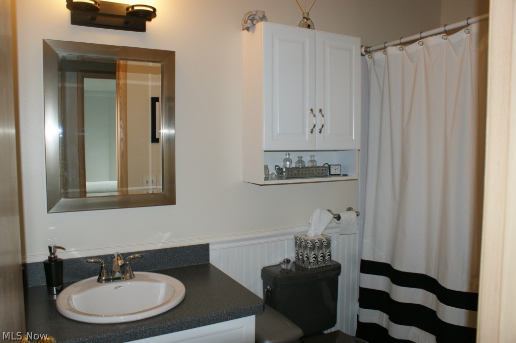 3233 Hamlin Road Medina, OH 44256 - Photo 8 of 19 Gallery Image 8