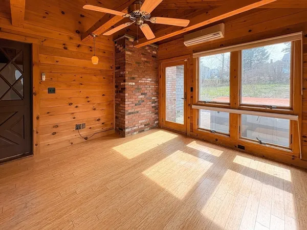 $1,699,900 | 215 Sohier Street, Cohasset, MA 02025