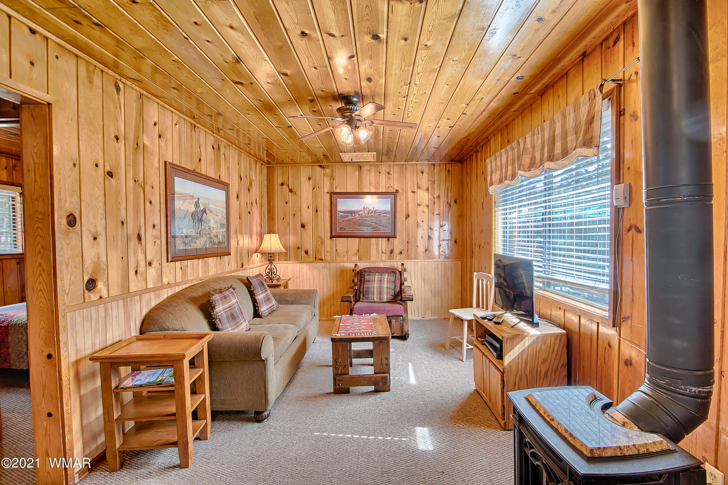 6 1007, Unit 3 Greer, AZ 85927 - Photo 2 of 9