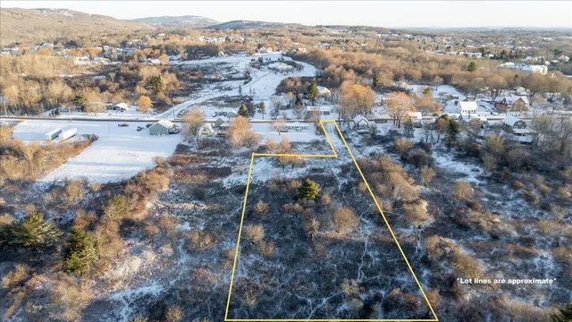 $79,000 | 326 Limerock Street, Rockland, ME 04841