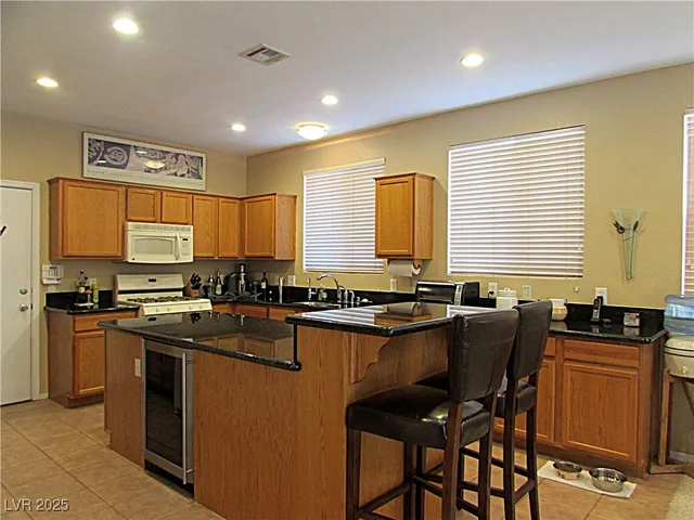 $2,900 | 1316 Pintail Point Street, Las Vegas, NV 89144